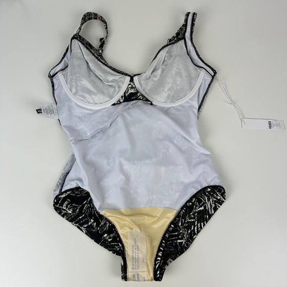 Miraclesuit size 16 Zahara Sanibel one piece swimsuit black green floral NEW - Picture 10 of 16